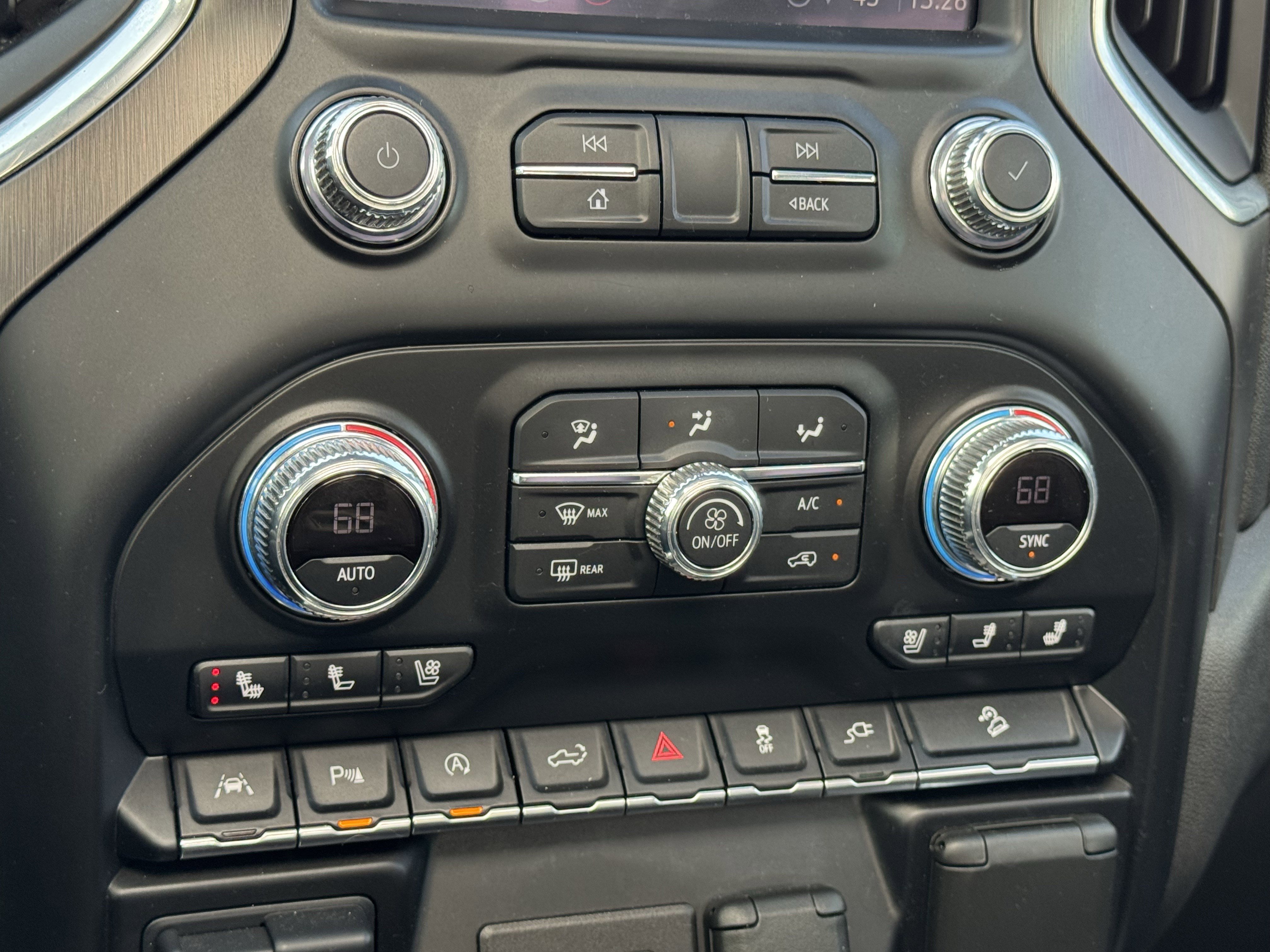 Used 2021 GMC Sierra 1500 AT4 w/ AT4 Premium Package image 10