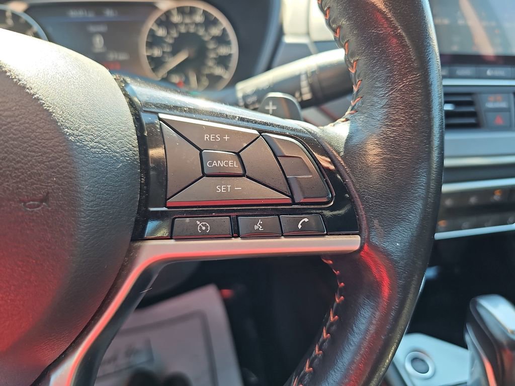 Used 2024 Nissan Altima 2.5 SR FWD image 18