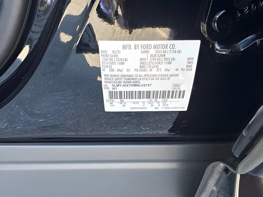 Used 2021 Lincoln Aviator Grand Touring w/ Equipment Group 302A AWD/4WD image 28