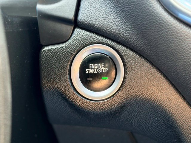Used 2020 Chevrolet Equinox LT w/ LPO, Floor Liner Package FWD image 13
