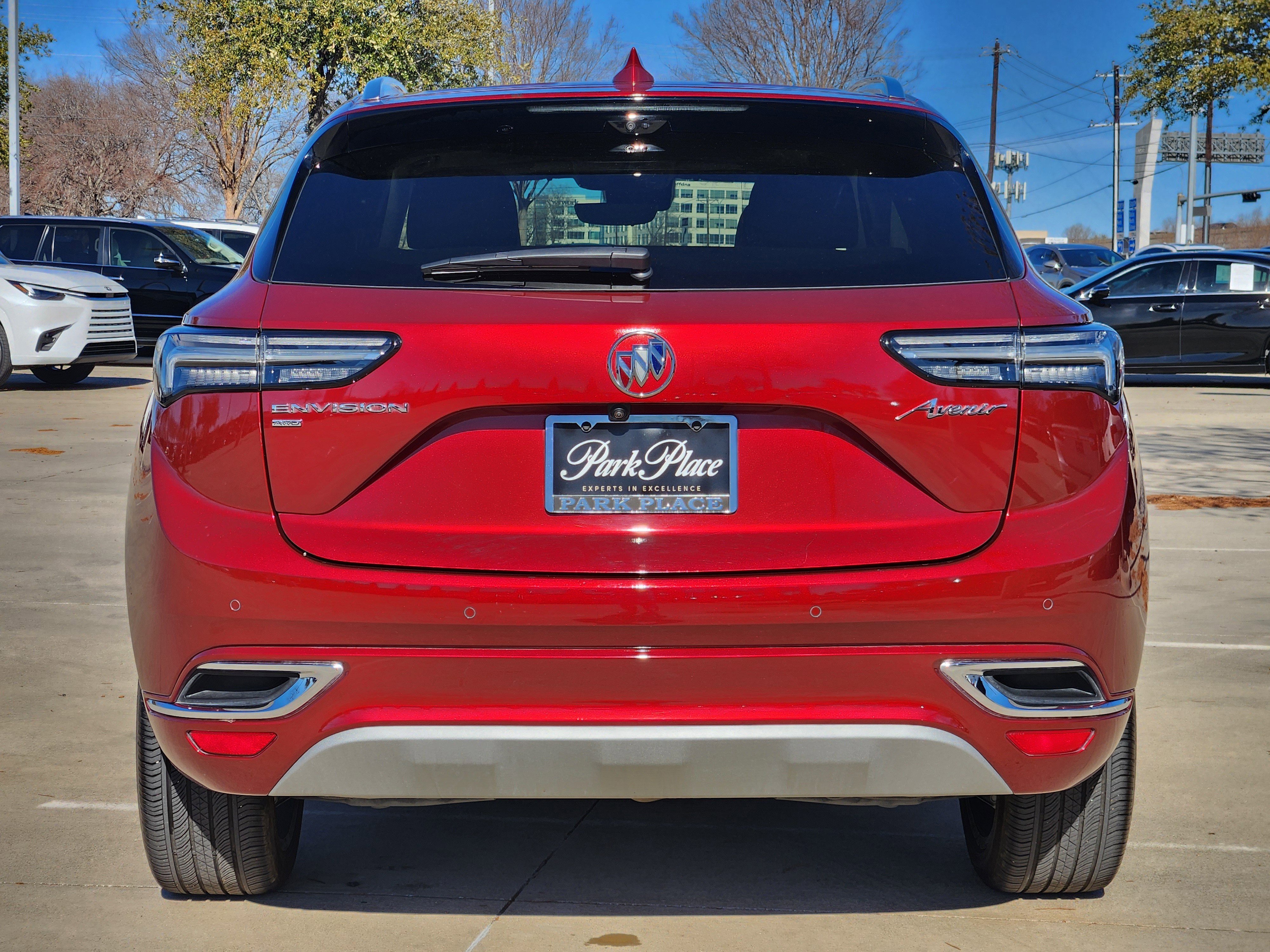 Used 2023 Buick Envision Avenir image 12