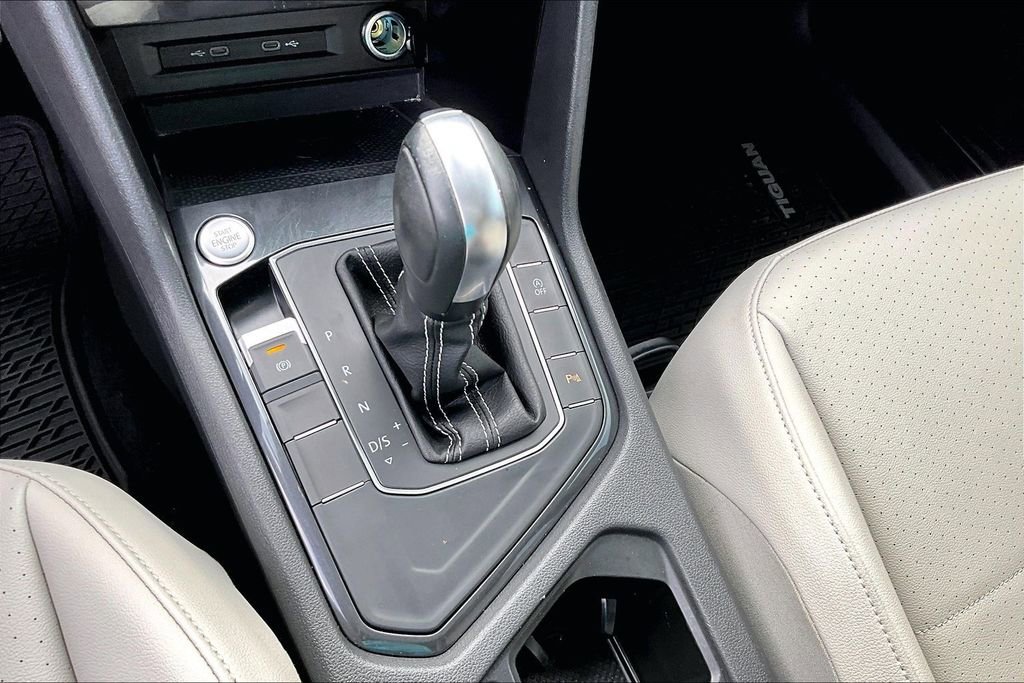 Certified 2021 Volkswagen Tiguan SEL FWD image 28