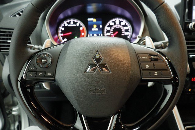 New 2026 Mitsubishi Eclipse Cross SEL AWD/4WD image 8