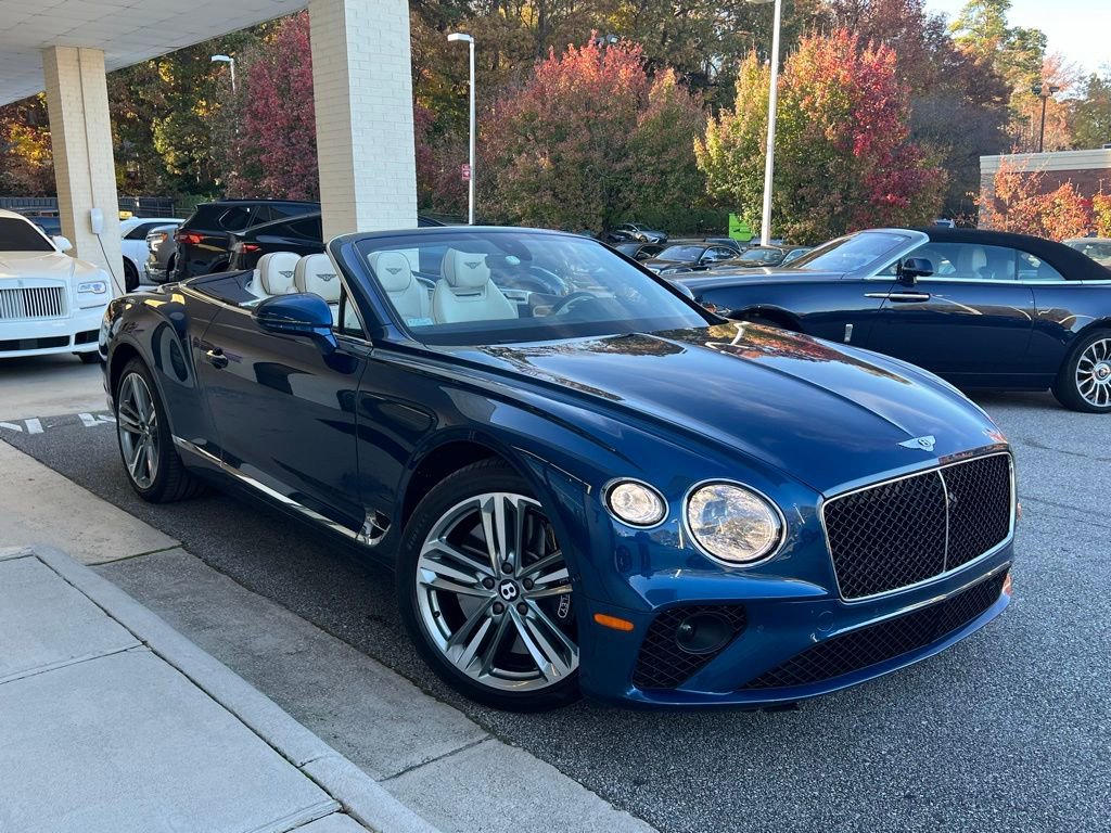 Used 2024 Bentley Continental GT image 38