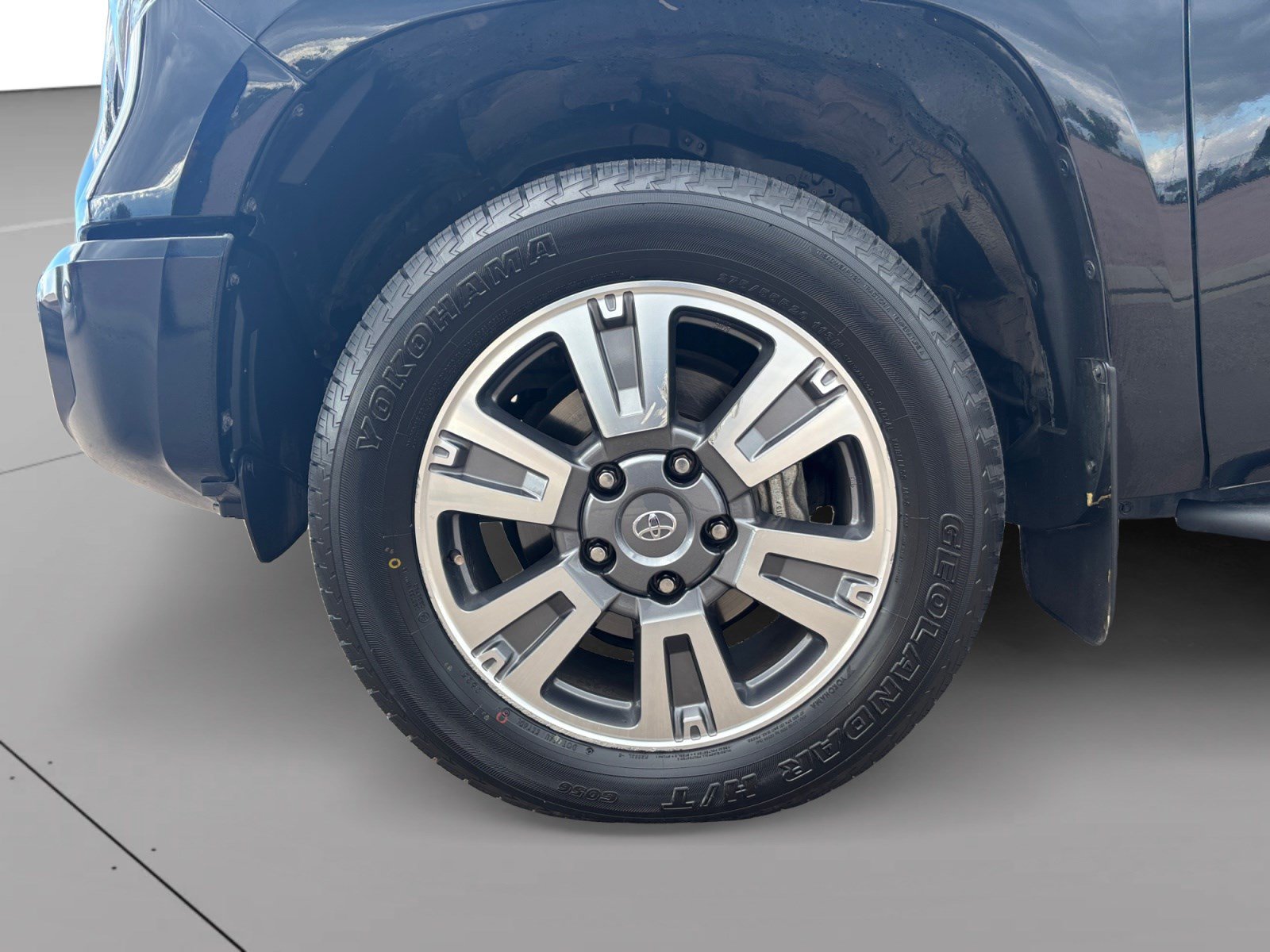 Used 2021 Toyota Tundra Platinum AWD/4WD image 9
