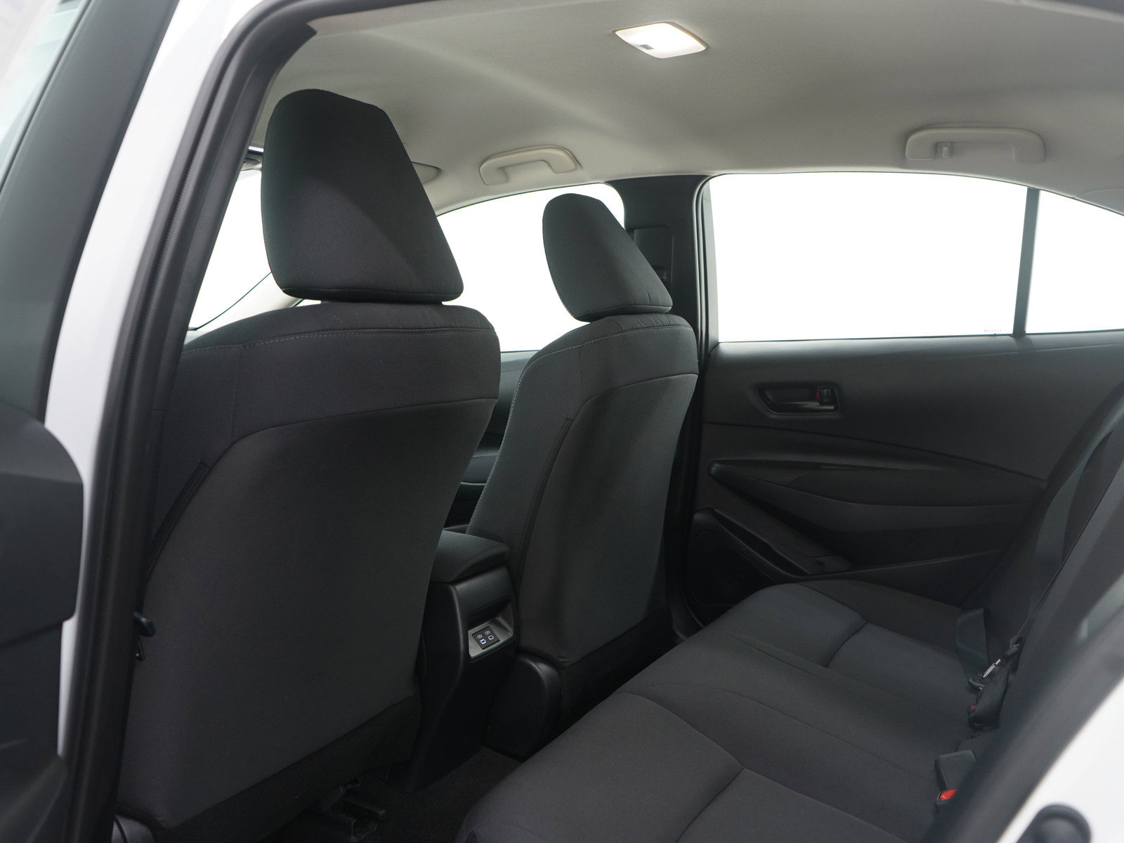 Used 2026 Toyota Corolla LE FWD image 16
