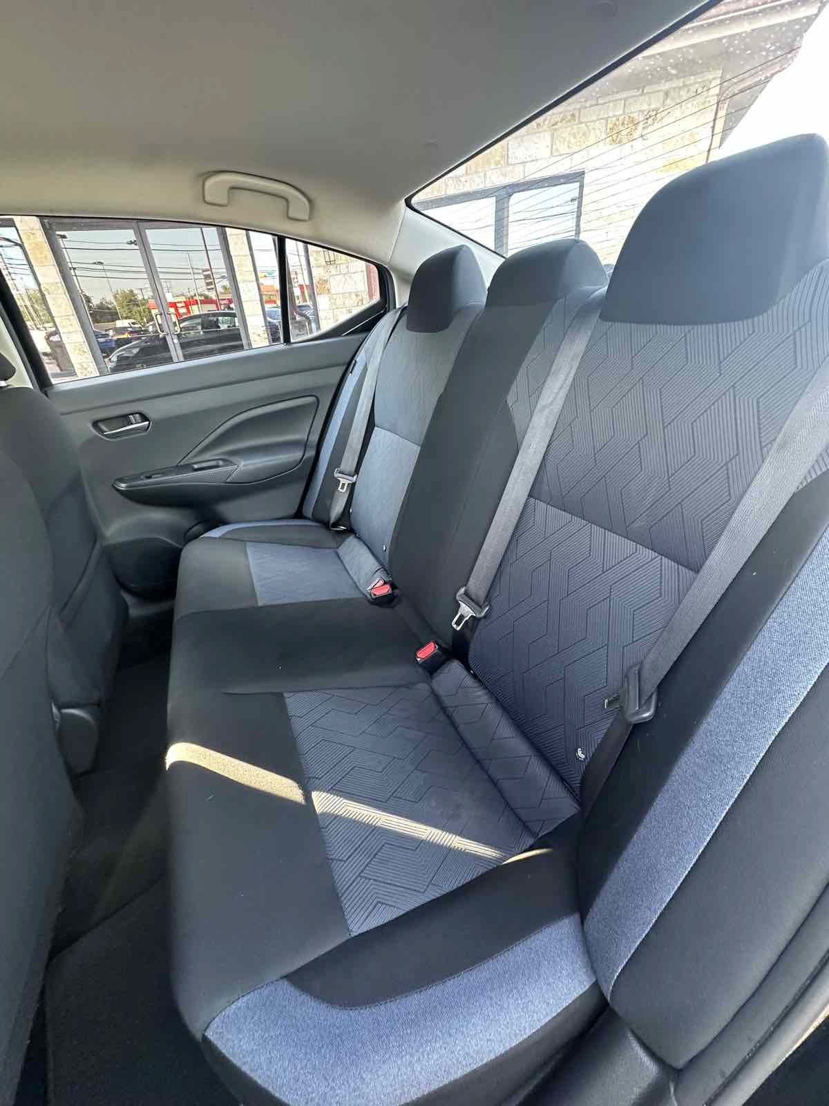 Used 2025 Nissan Versa SV w/ Trunk Package FWD image 8