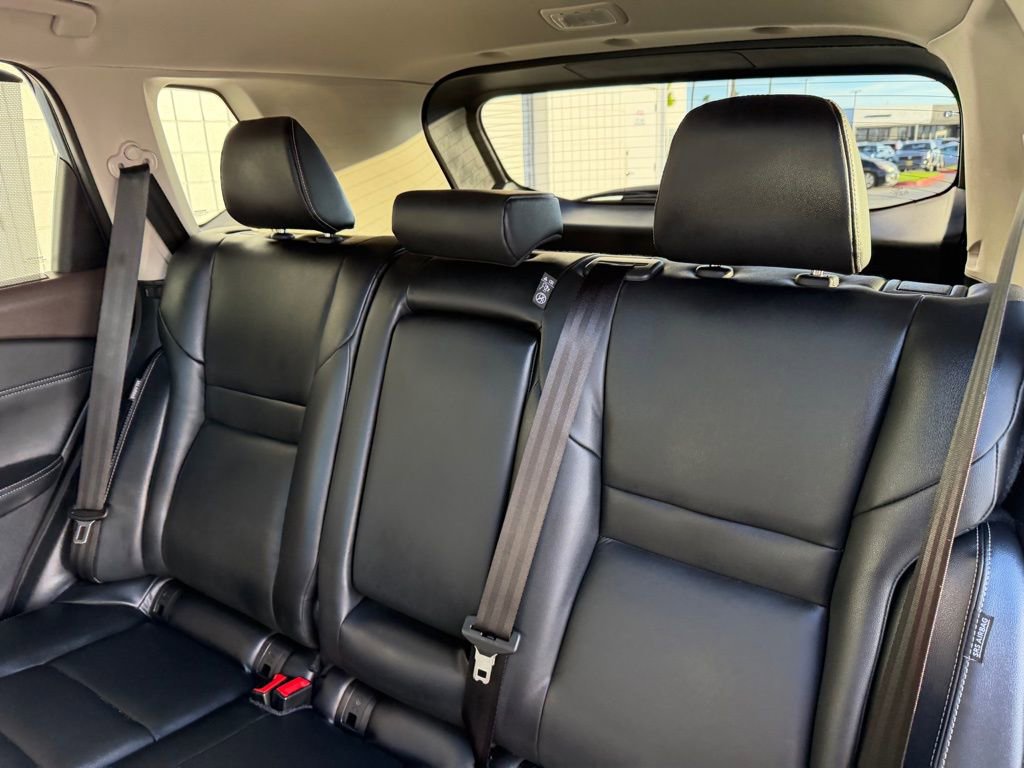 Used 2023 Nissan Rogue SL w/ SL Premium Package image 17