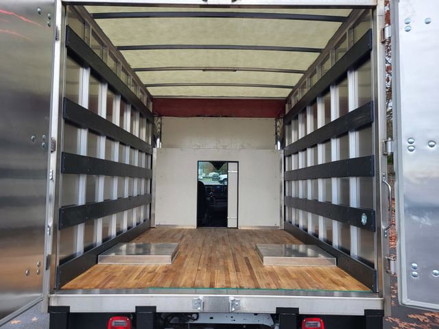 Used 2024 Ford Transit 350 AWD image 5