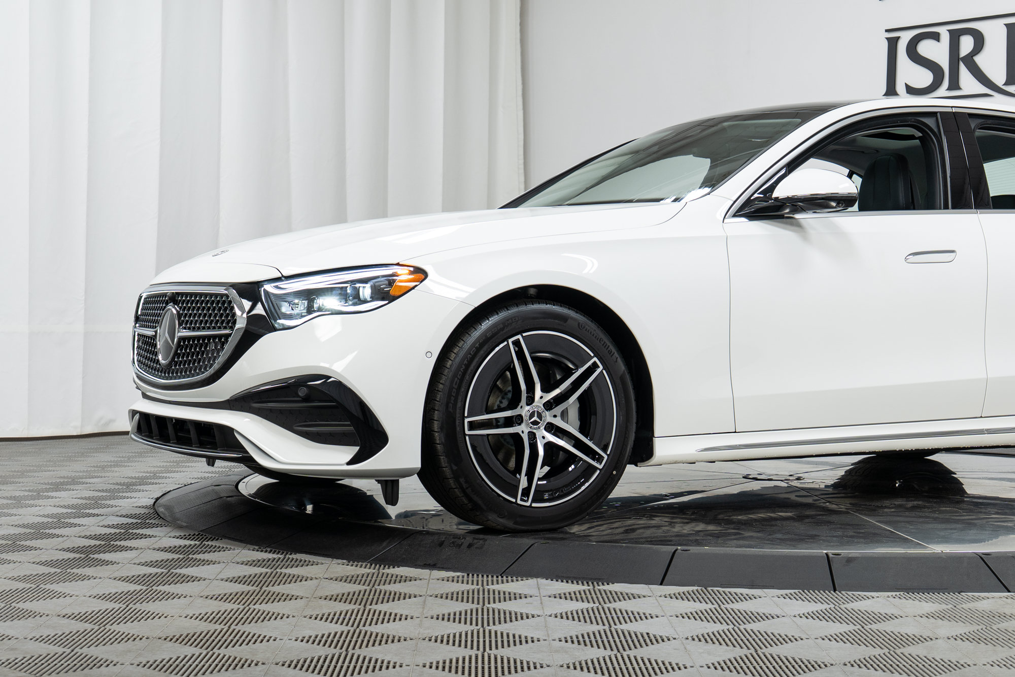 New 2025 Mercedes-Benz E 350 4MATIC Sedan image 27