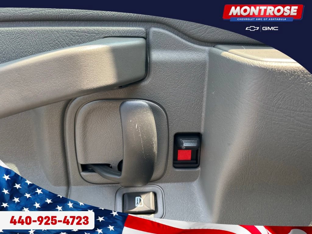 New 2026 GMC Savana 3500 Extended w/ Driver Convenience Package RWD image 10