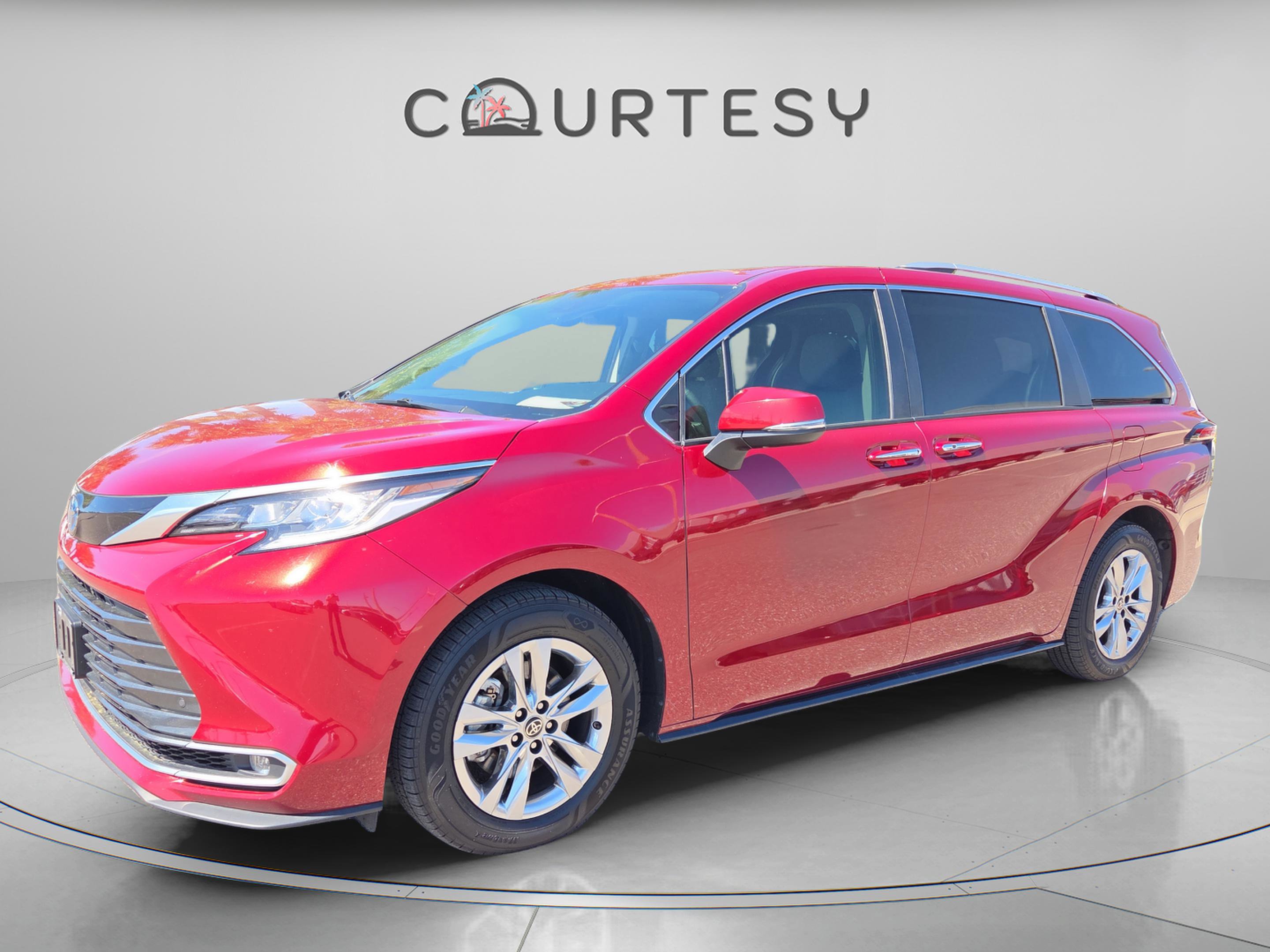 Certified 2023 Toyota Sienna Limited