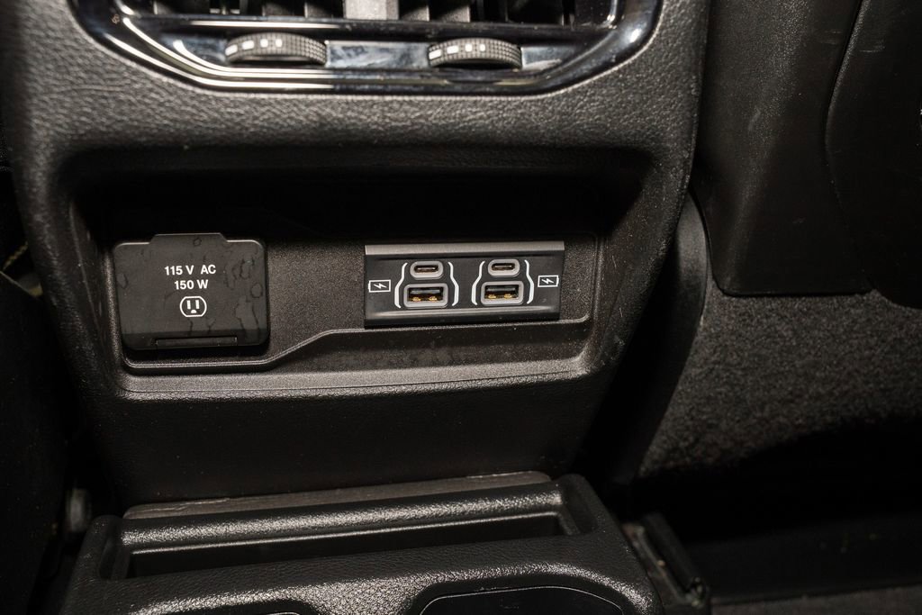 Used 2021 Jeep Grand Cherokee L Limited image 9