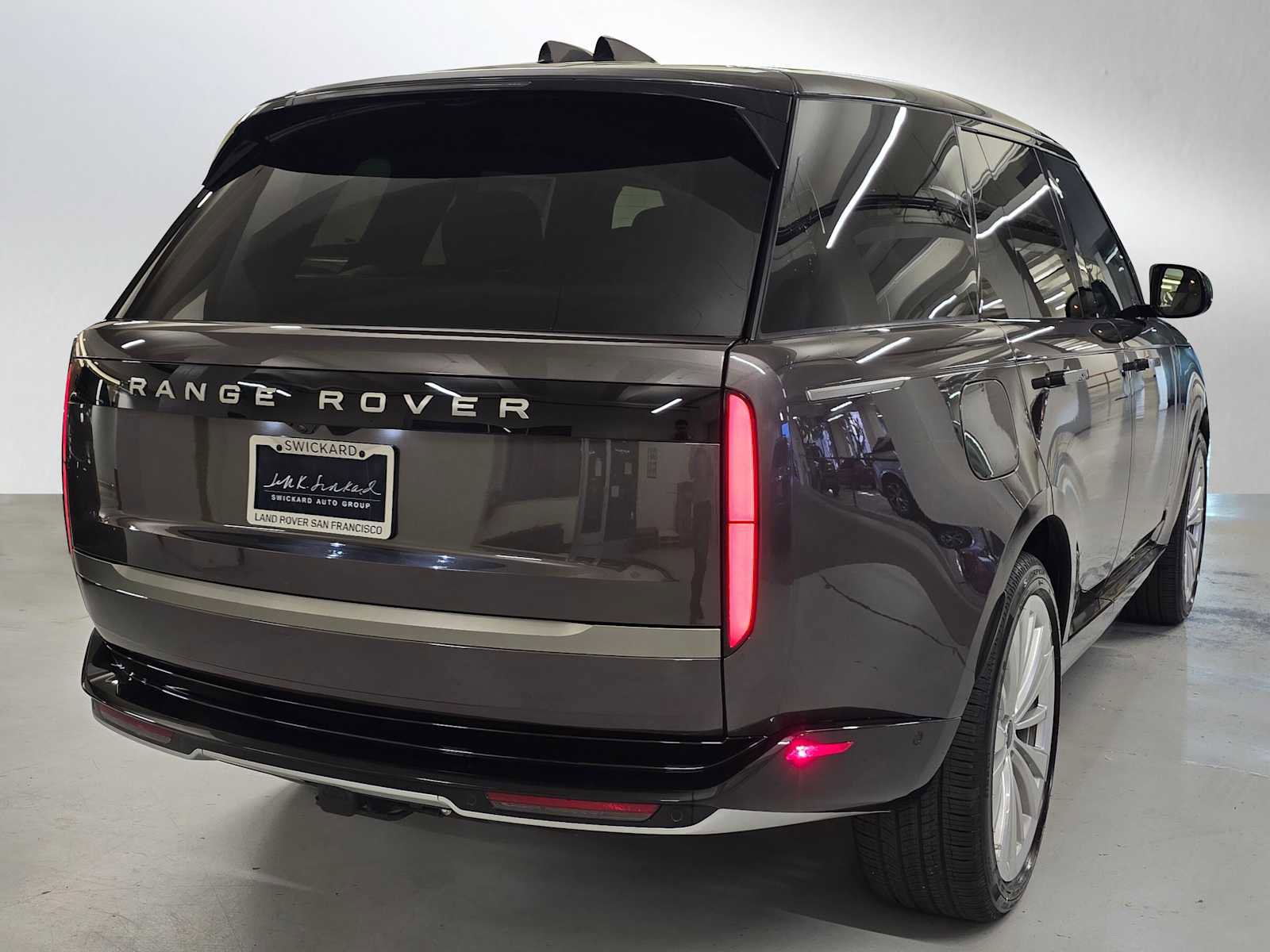 New 2026 Land Rover Range Rover SE image 5