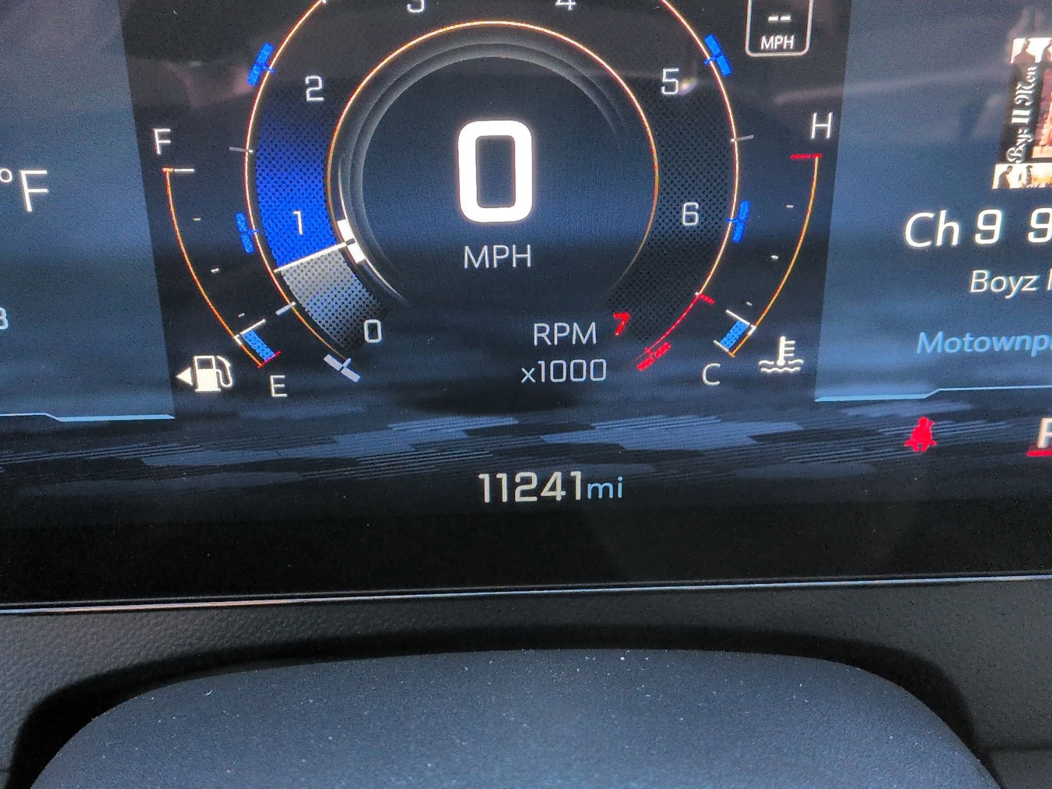 Used 2025 Chevrolet Traverse LT w/ Midnight/Sport Edition image 22