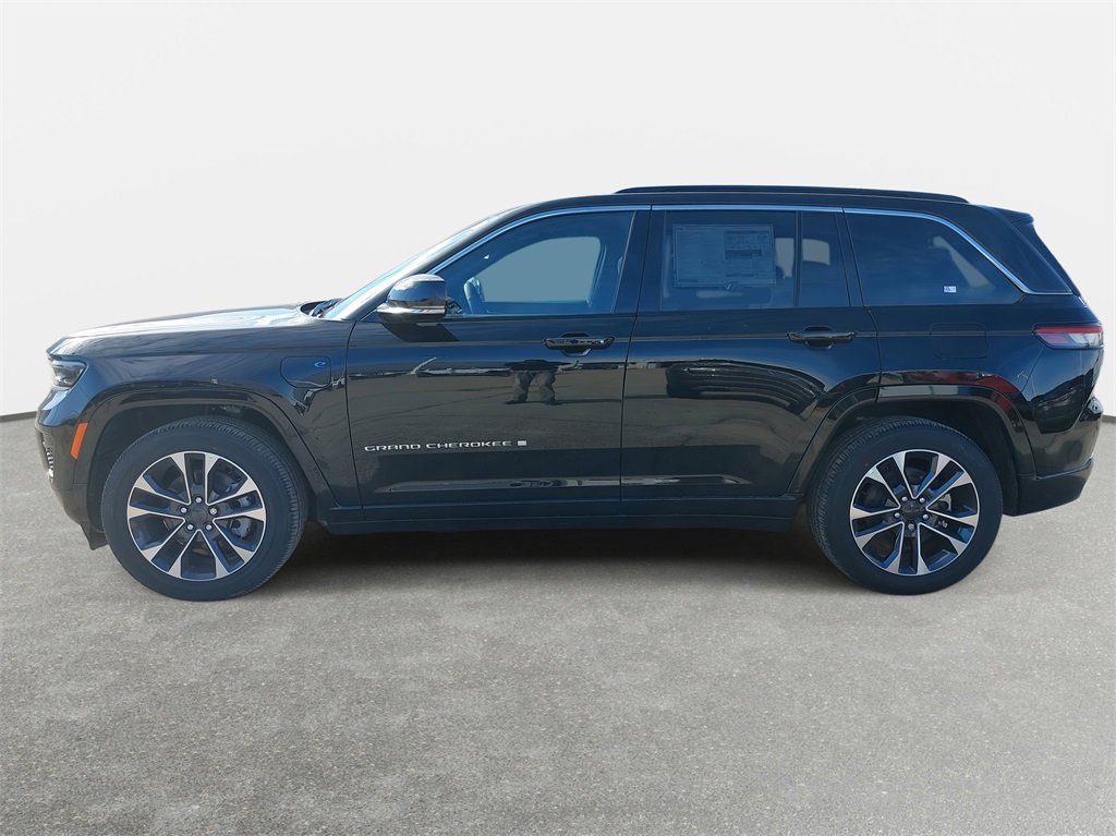 New 2024 Jeep Grand Cherokee Overland w/ Luxury Tech Group IV image 8