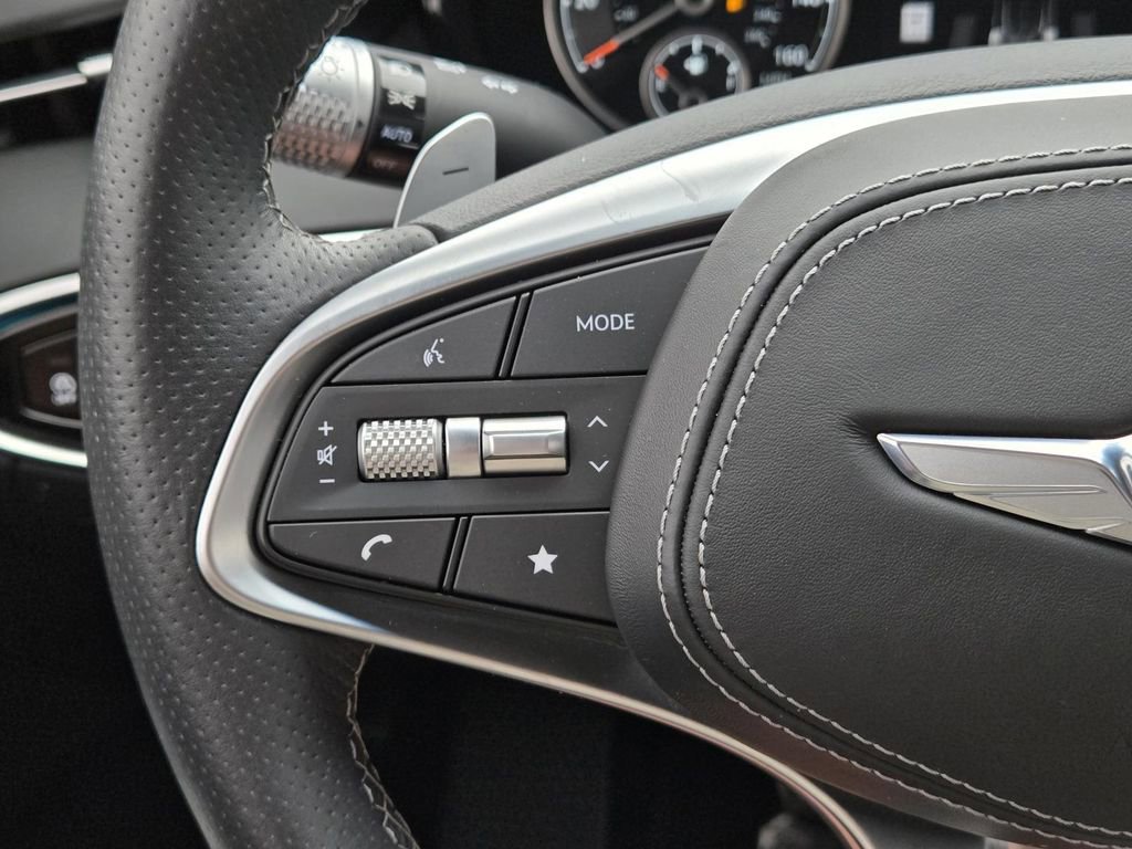 Used 2024 Genesis GV70 3.5T Sport w/ Sport Advanced Package image 12