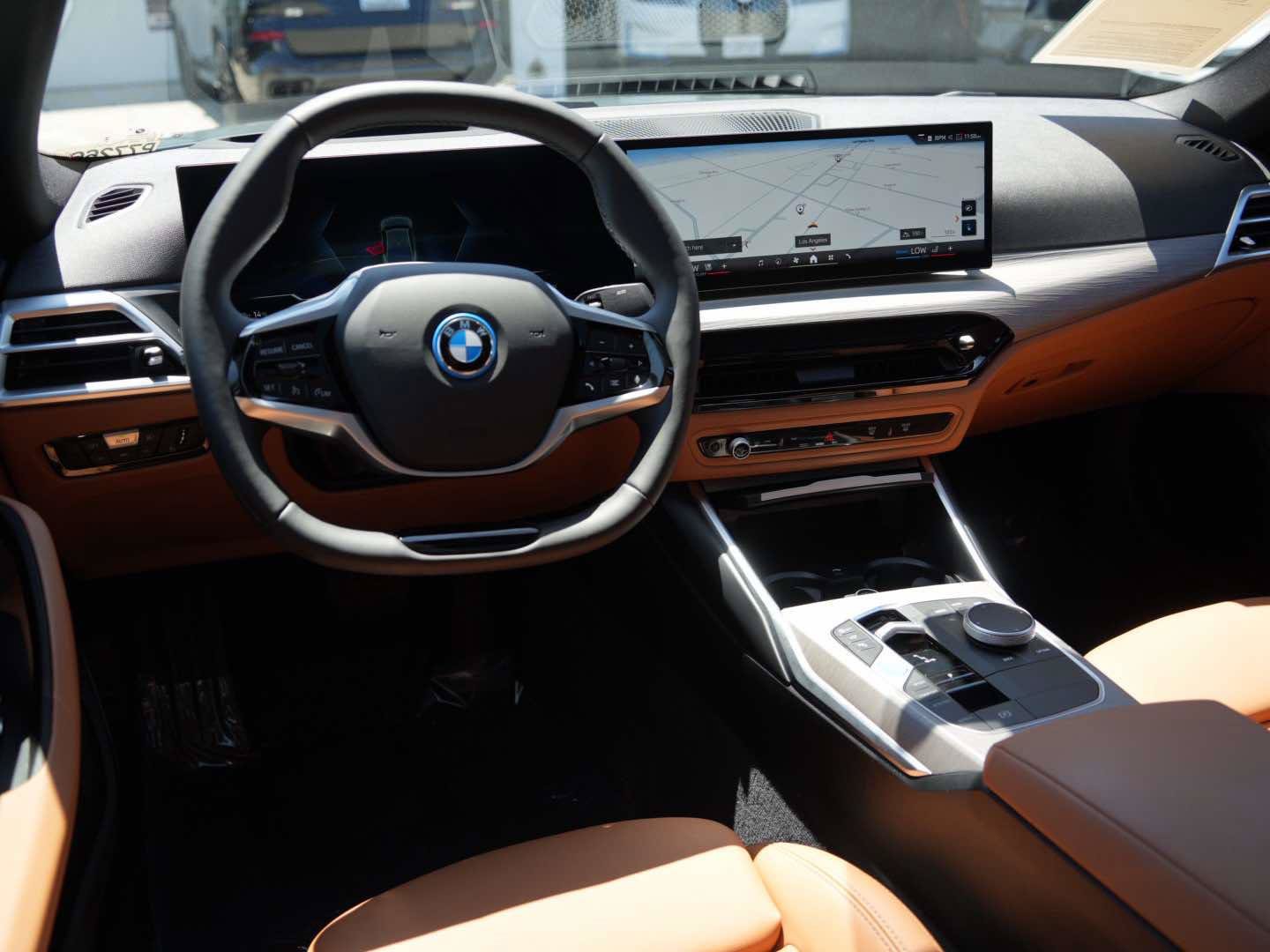 Used 2025 BMW i4 xDrive40i w/ Premium Package AWD/4WD image 7