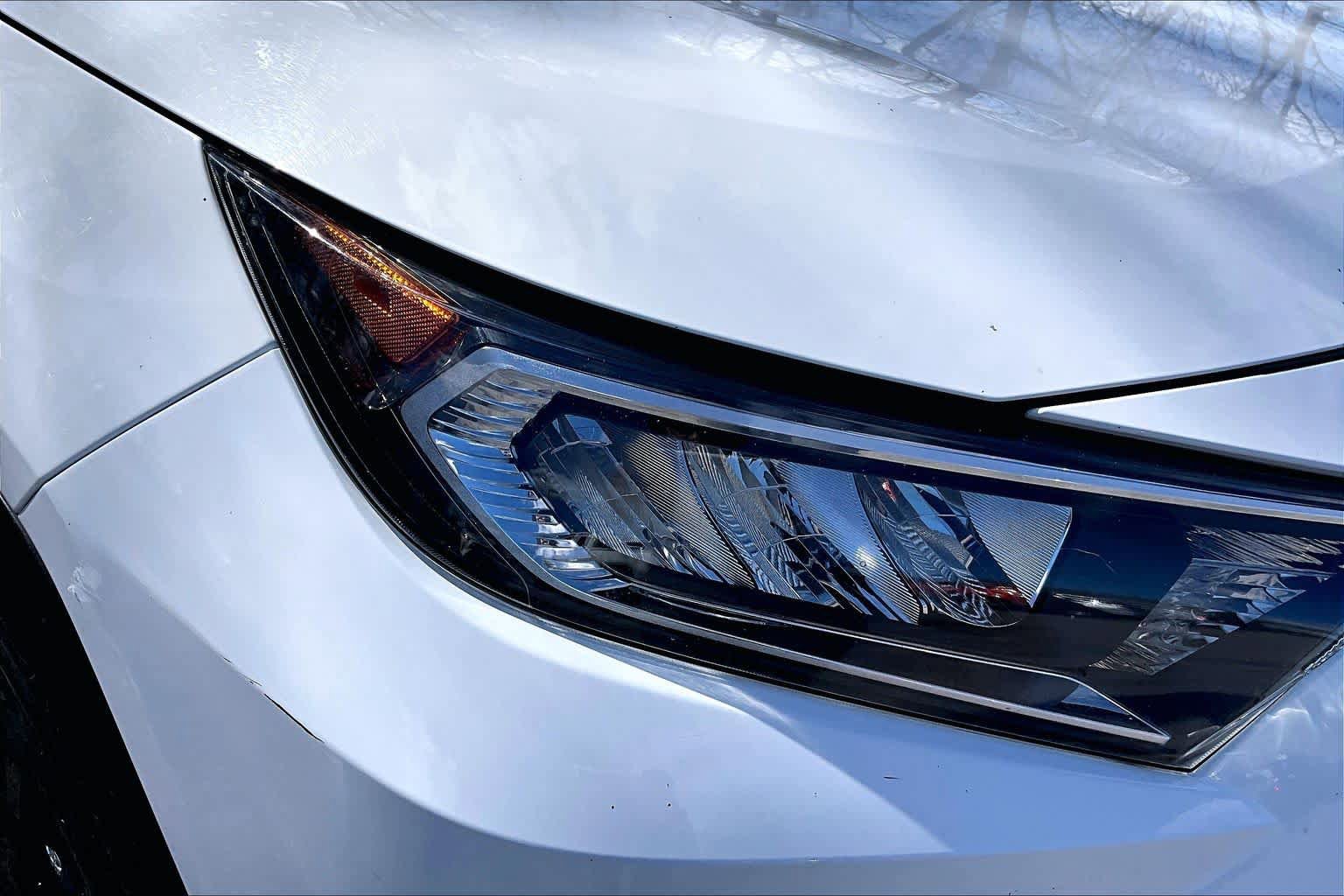 Certified 2019 Toyota RAV4 XLE w/ Convenience Package AWD/4WD image 26