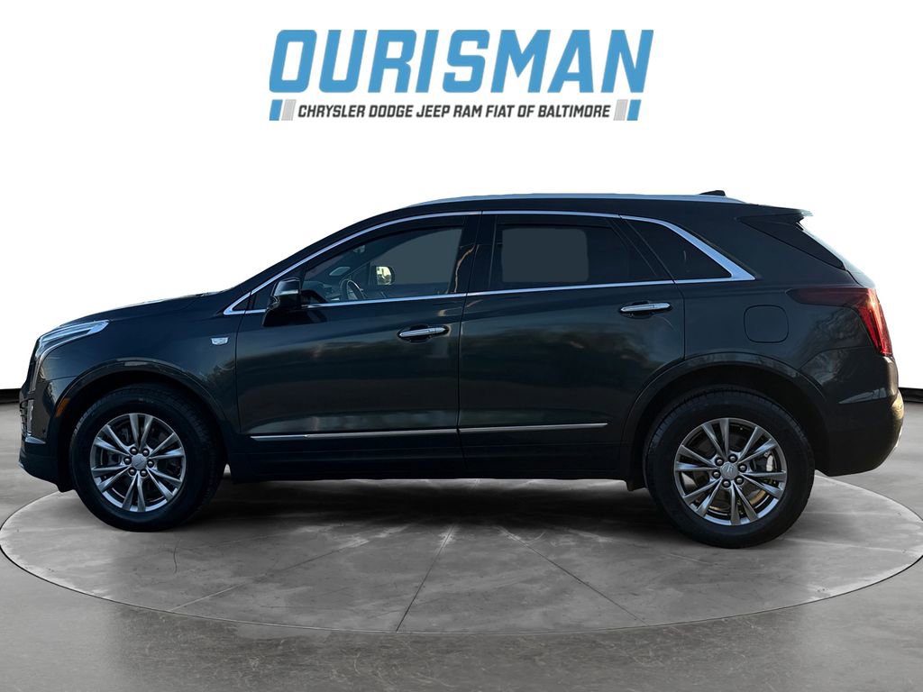 Used 2022 Cadillac XT5 Premium Luxury w/ Technology Package AWD/4WD image 3
