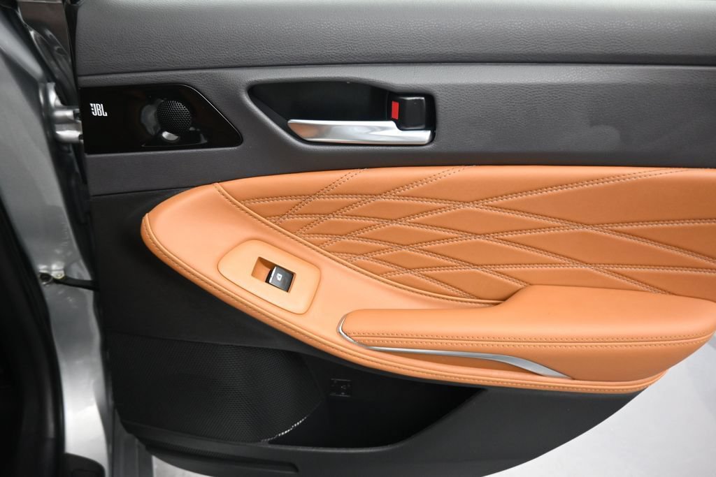 Used 2021 Toyota Avalon Limited w/ Advanced Safety Package FWD image 36