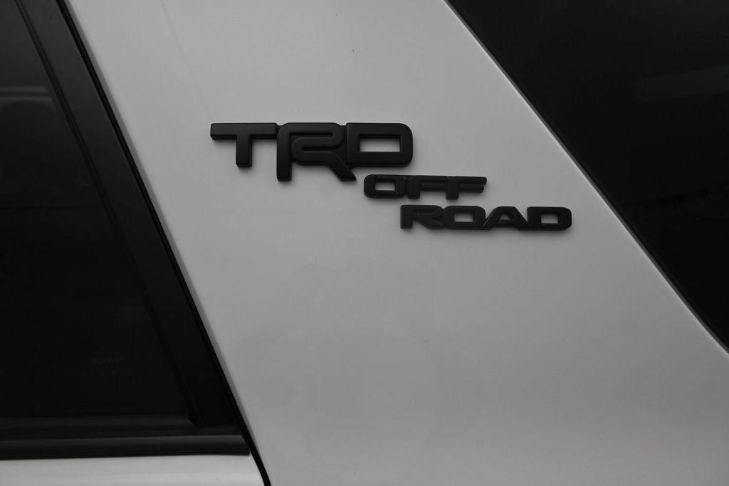 Used 2021 Toyota 4Runner TRD Off-Road AWD/4WD image 10