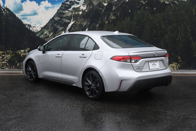 Certified 2024 Toyota Corolla SE FWD image 9