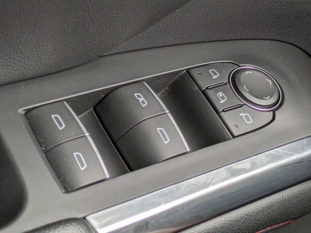 Used 2024 Chevrolet Traverse RS w/ LPO, Floor Liner Package FWD image 27
