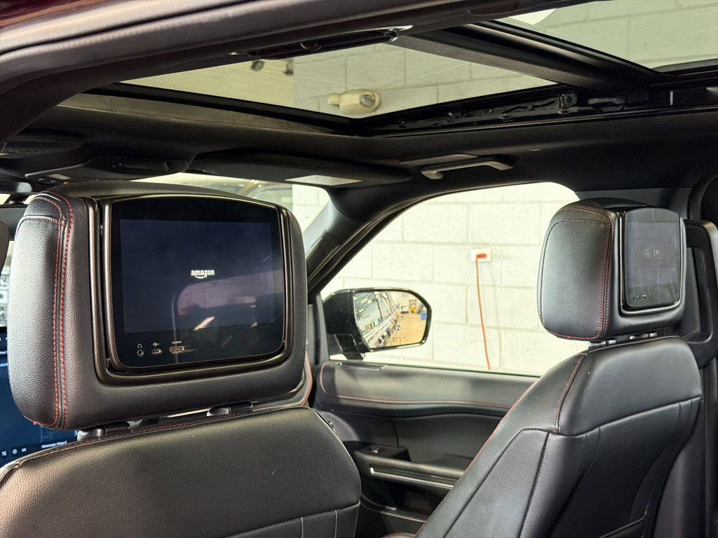 Used 2023 Ford Expedition Limited AWD/4WD image 40