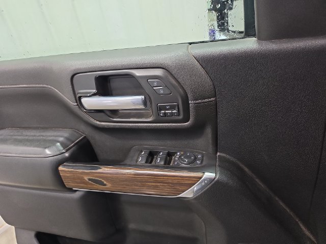 Used 2022 Chevrolet Silverado 3500 High Country w/ Z71 Off-Road Package AWD/4WD image 15