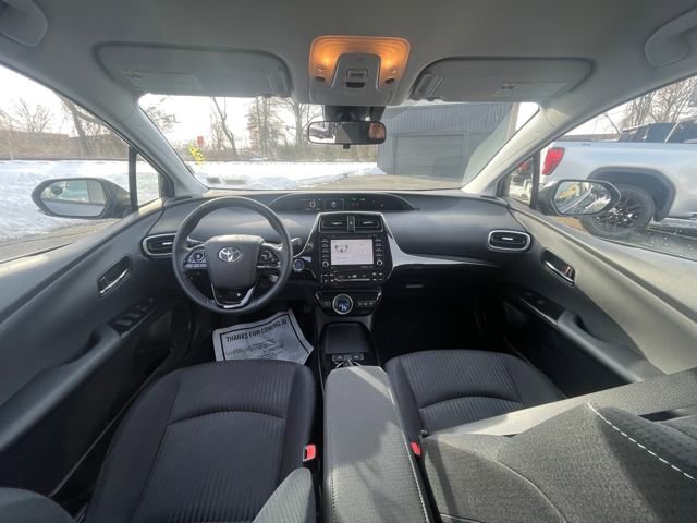 Used 2022 Toyota Prius Prime LE image 17