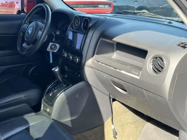 Used 2016 Jeep Patriot High Altitude FWD image 26