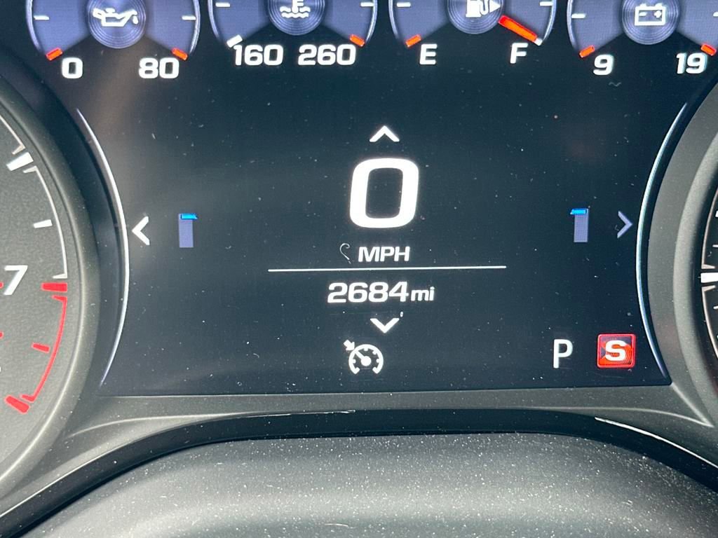 Used 2024 Chevrolet Camaro LT RWD image 17