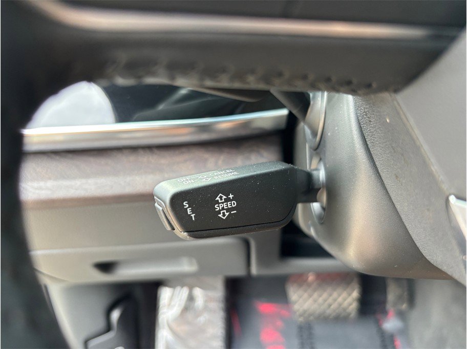 Used 2020 Audi Q7 2.0T Premium w/ Convenience Package AWD/4WD image 36