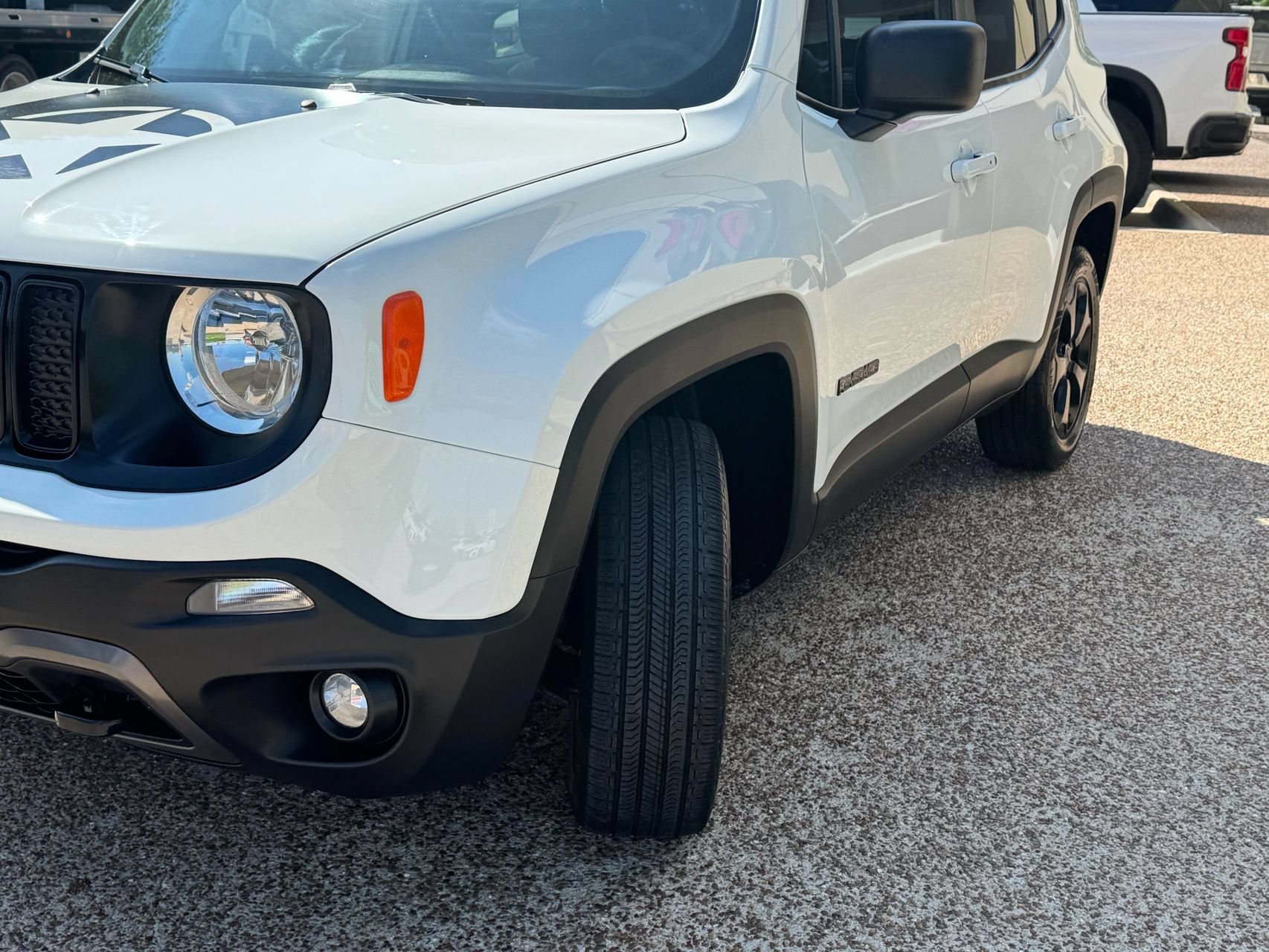 Used 2021 Jeep Renegade Sport AWD/4WD image 3