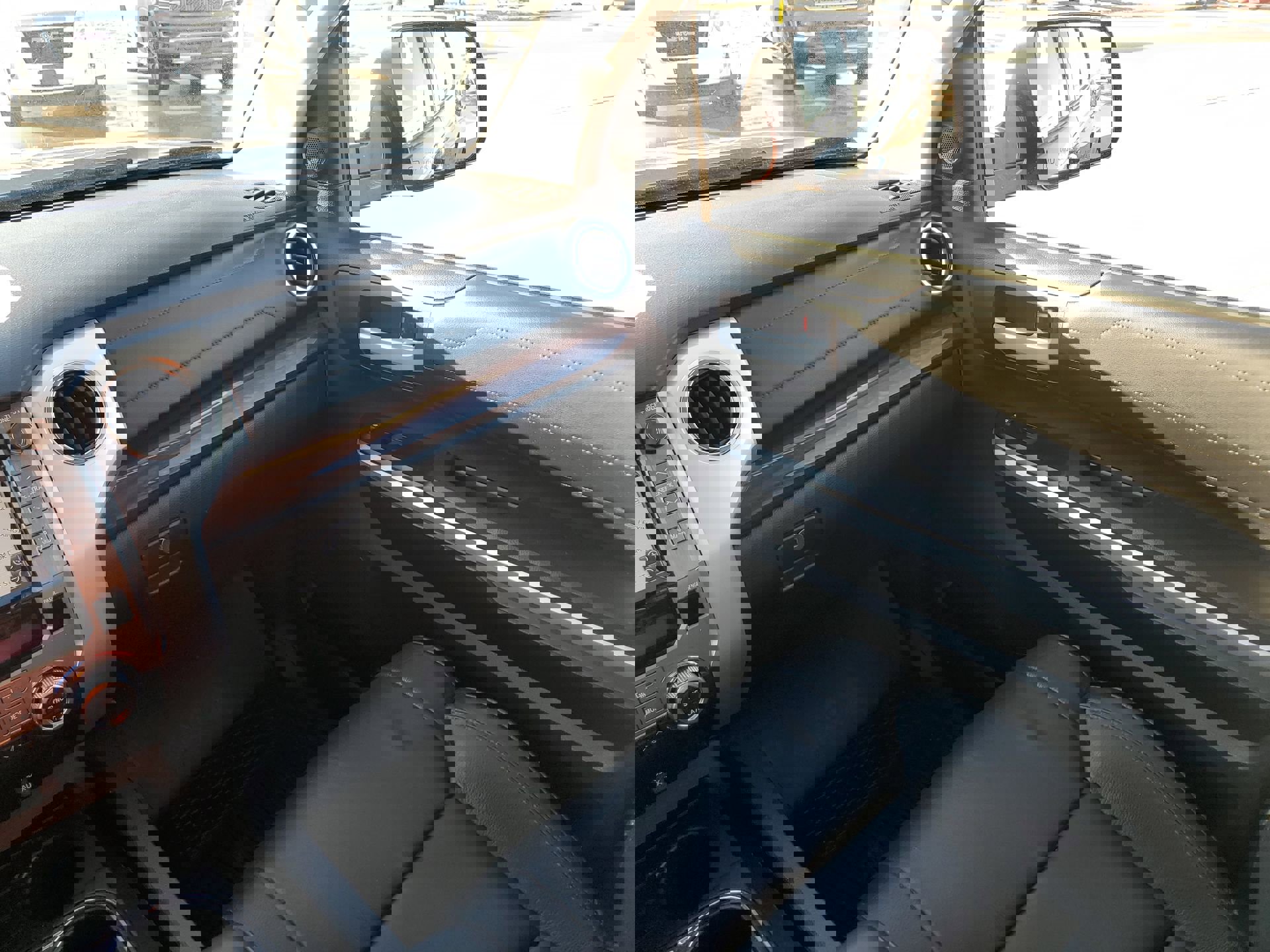 Used 2016 Toyota Tundra Limited image 11