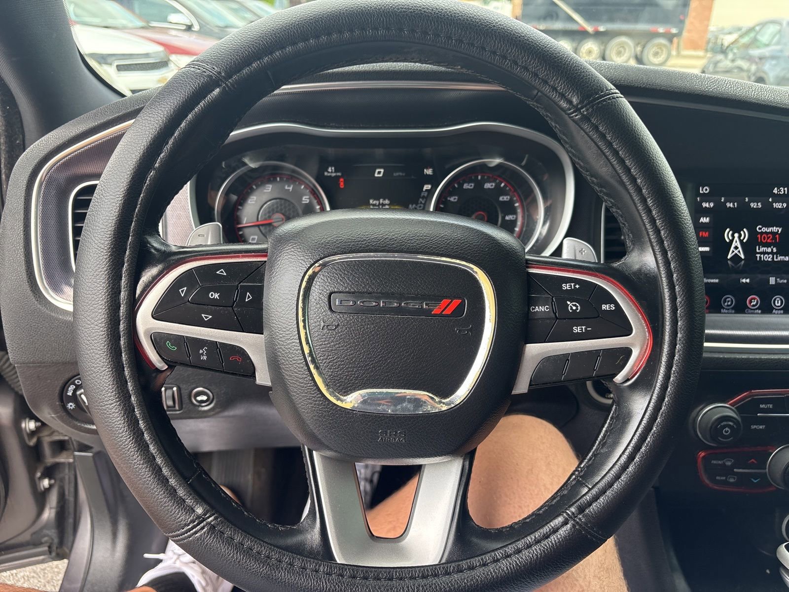Used 2017 Dodge Charger SXT w/ Rallye Group RWD image 28