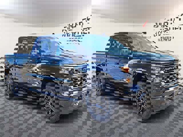New 2026 Chevrolet Silverado 1500 Custom w/ Turbomax Blackout Package image 3