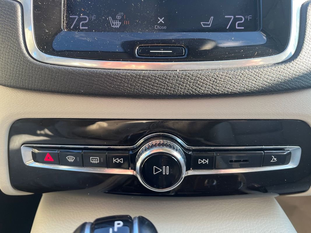 Used 2019 Volvo XC90 T6 Momentum w/ Advanced Package image 20