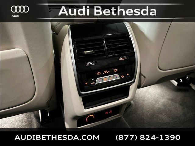 Used 2024 BMW X7 xDrive40i w/ Executive Package AWD/4WD image 28