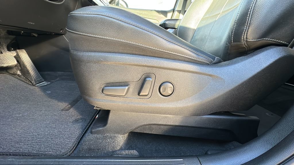 Used 2022 Kia Telluride EX w/ EX Premium Package image 24