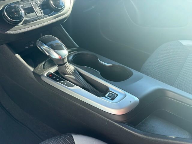 Used 2024 Buick Envista Preferred w/ Convenience II Package image 21