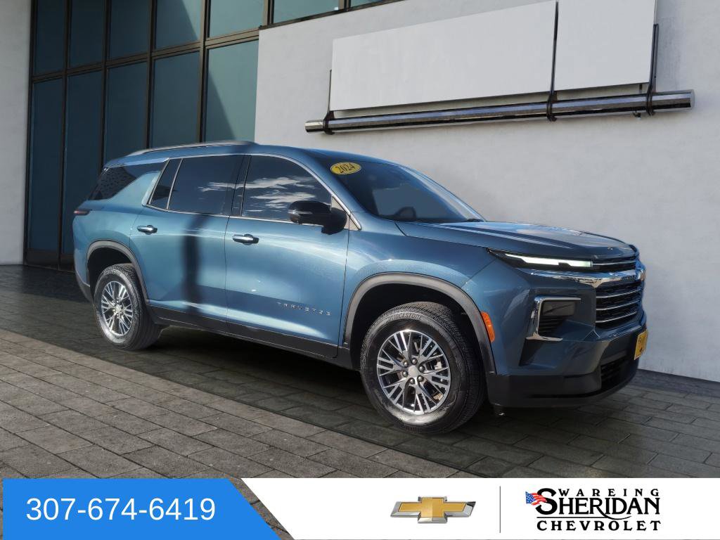 Used 2024 Chevrolet Traverse LT w/ LPO, Floor Liner Package image 1