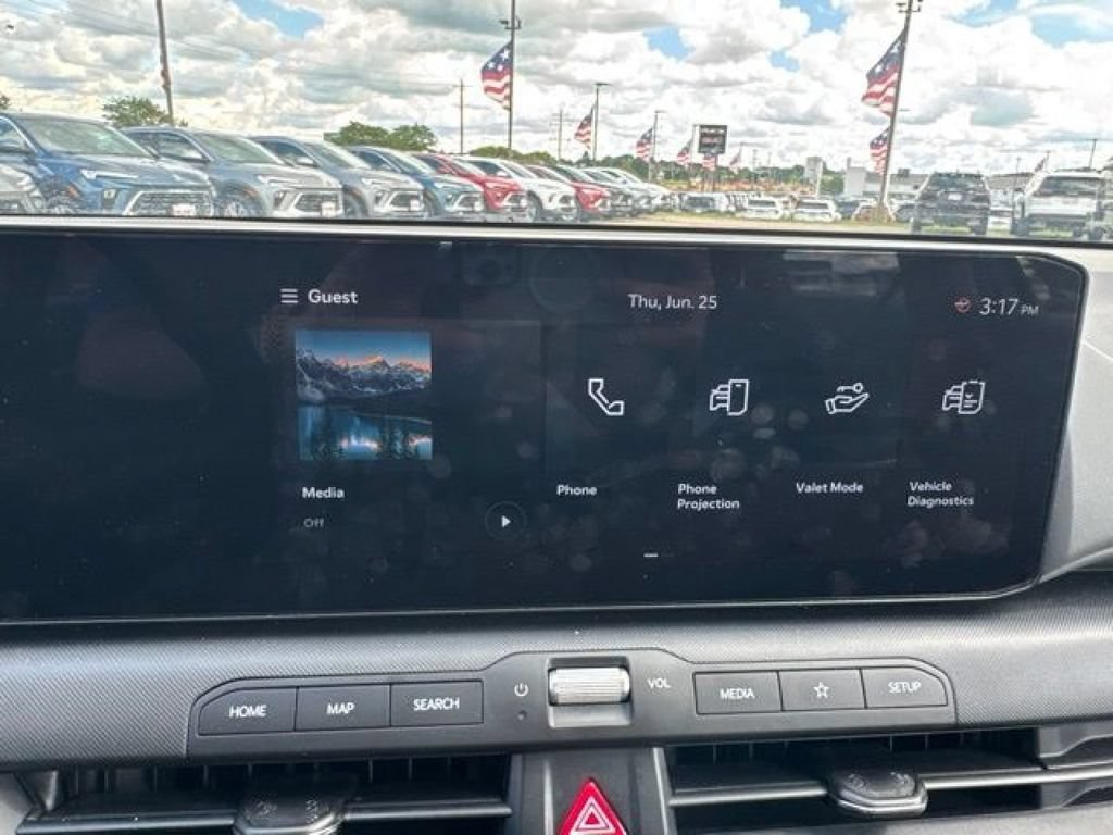 Used 2025 Kia K4 FWD image 33