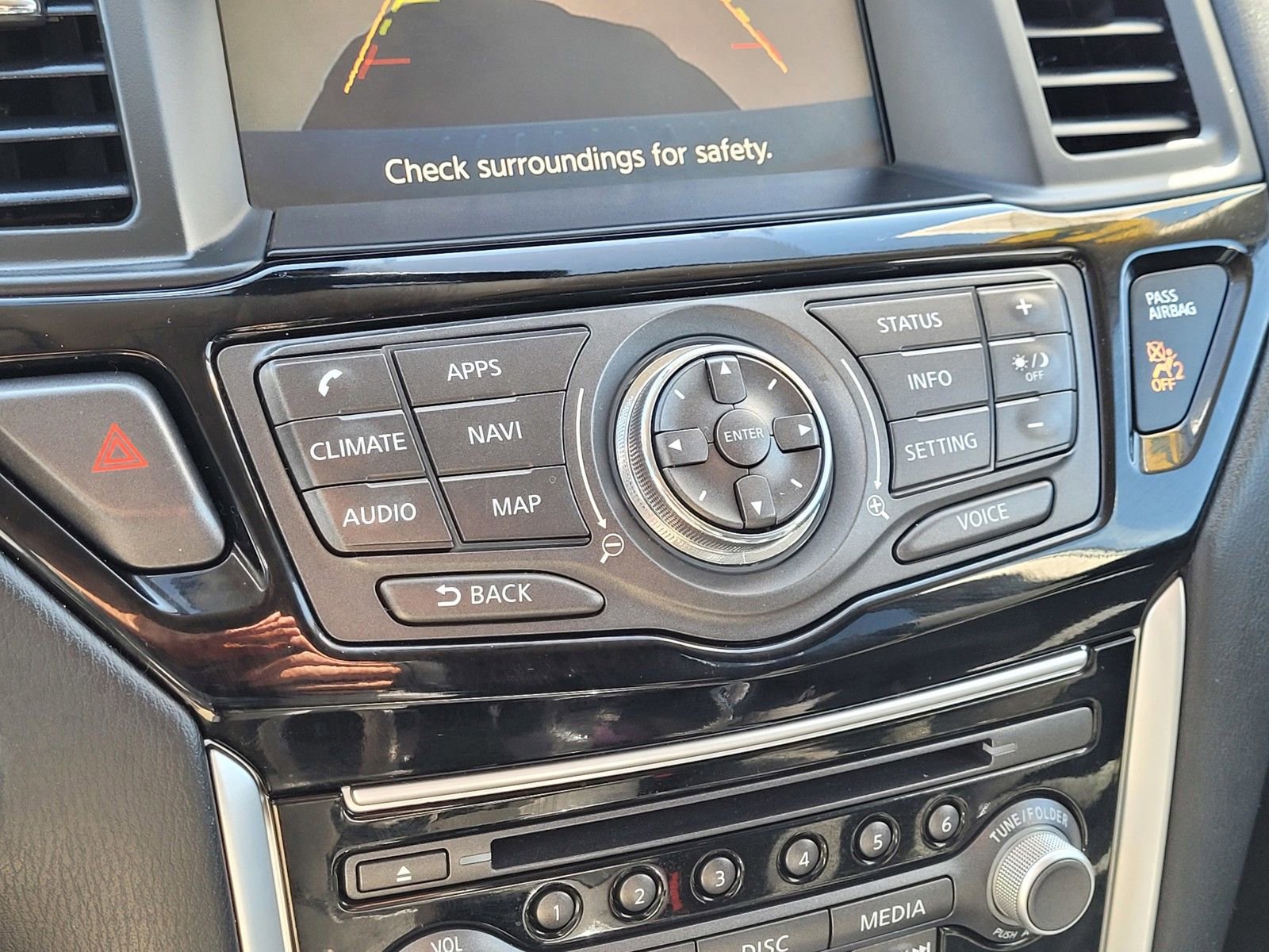 Used 2018 Nissan Pathfinder SV w/ SV Tech Package image 25