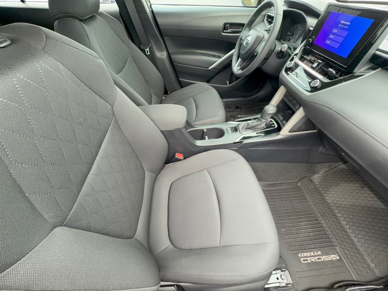 Certified 2024 Toyota Corolla Cross LE w/ Moonroof Package FWD image 30