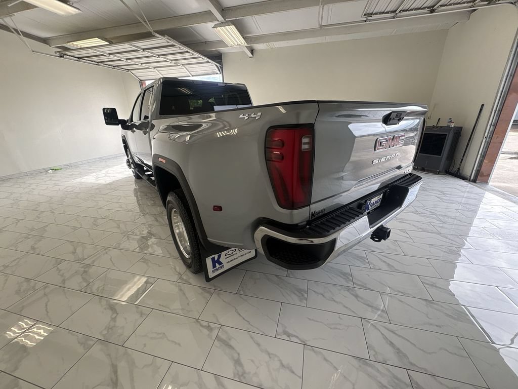 New 2026 GMC Sierra 3500 SLE w/ SLE Value Package AWD/4WD image 6