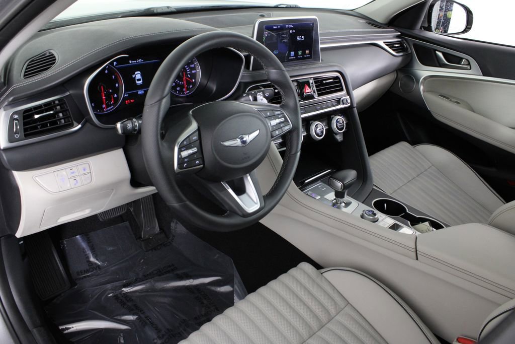 Used 2020 Genesis G70 2.0T w/ Elite Package image 18