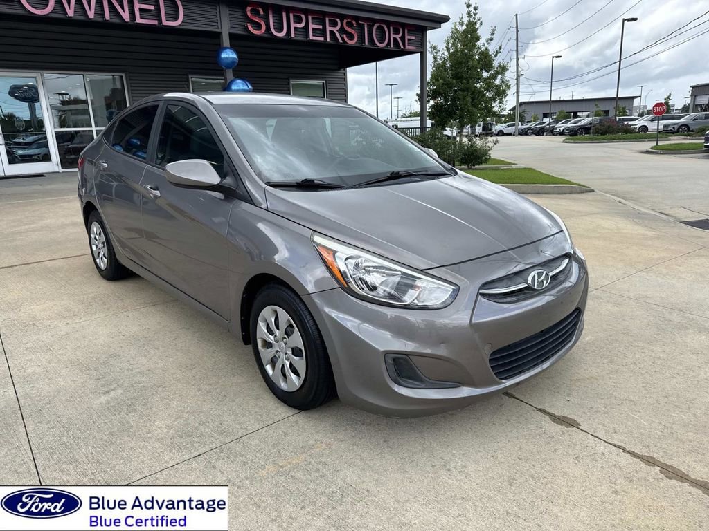 Used 2017 Hyundai Accent SE FWD image 1