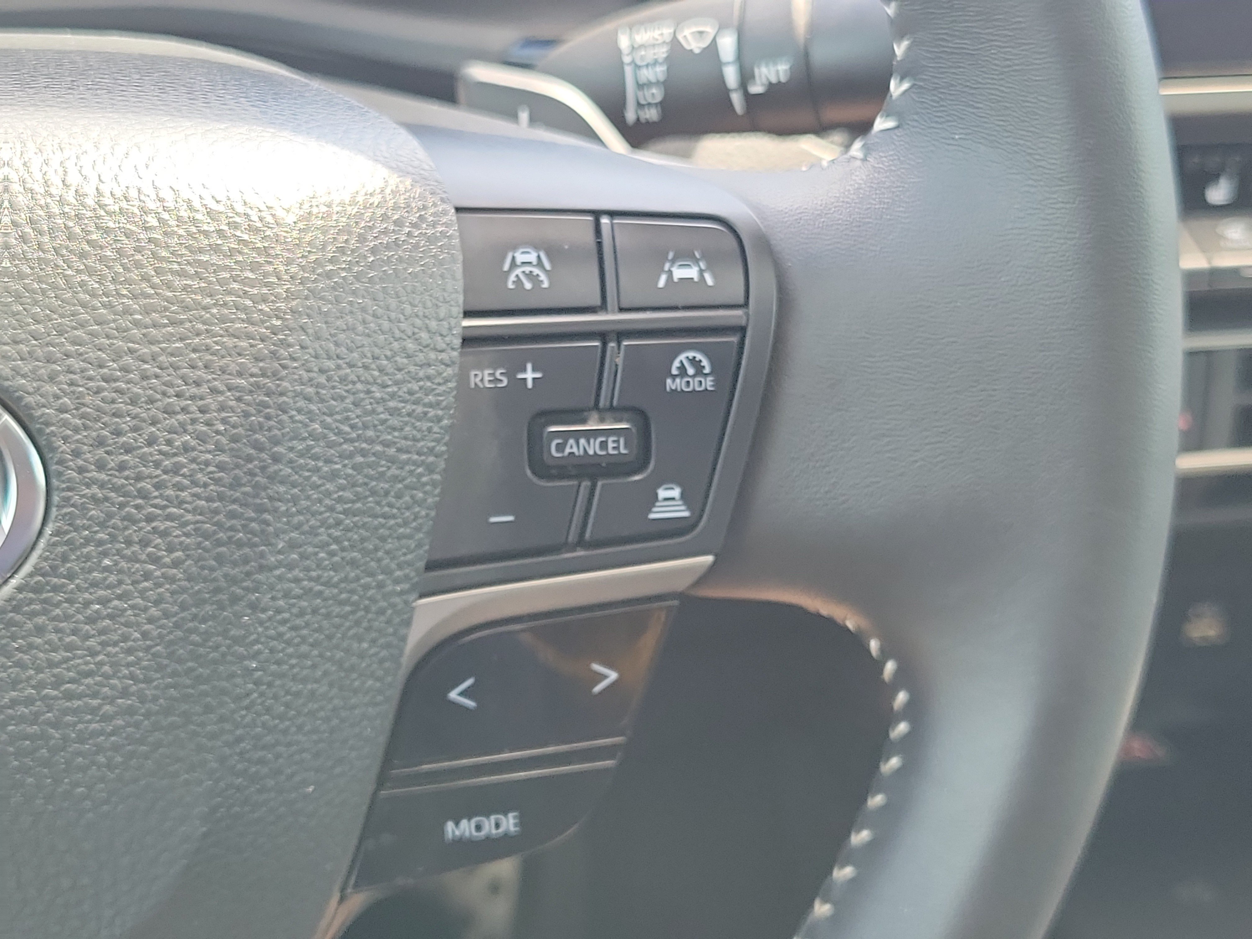 Certified 2025 Toyota Camry SE w/ Multimedia Upgrade Package FWD image 23